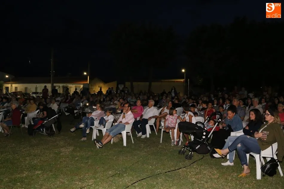 Foto 4 - Folk on Crest clausura la semana cultural