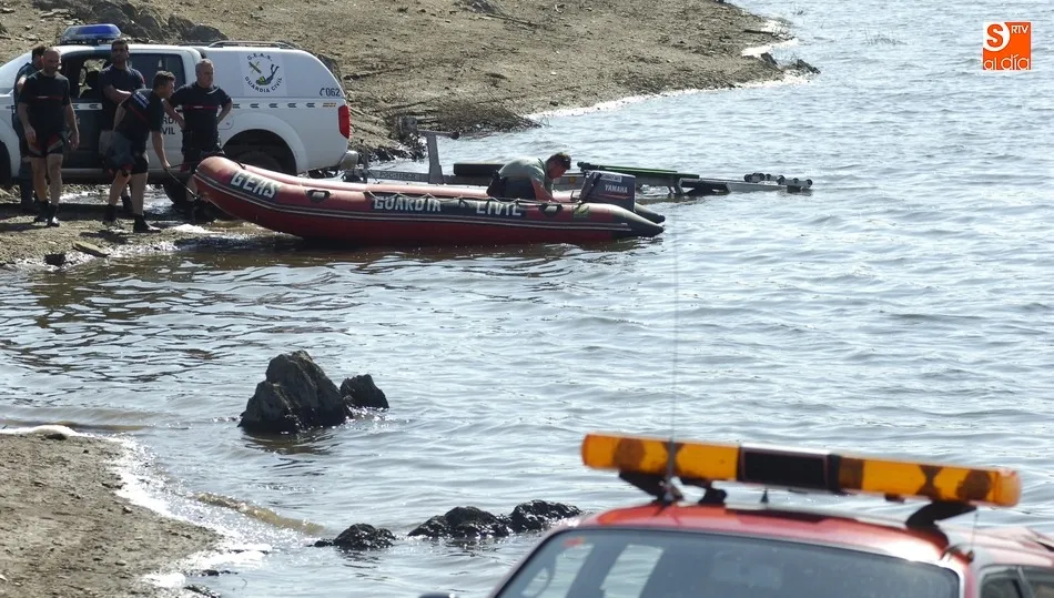 Efectivos de los GEAS de la Guardia Civil y Bomberos en el lugar del suceso/Fotos: Adrián Martín