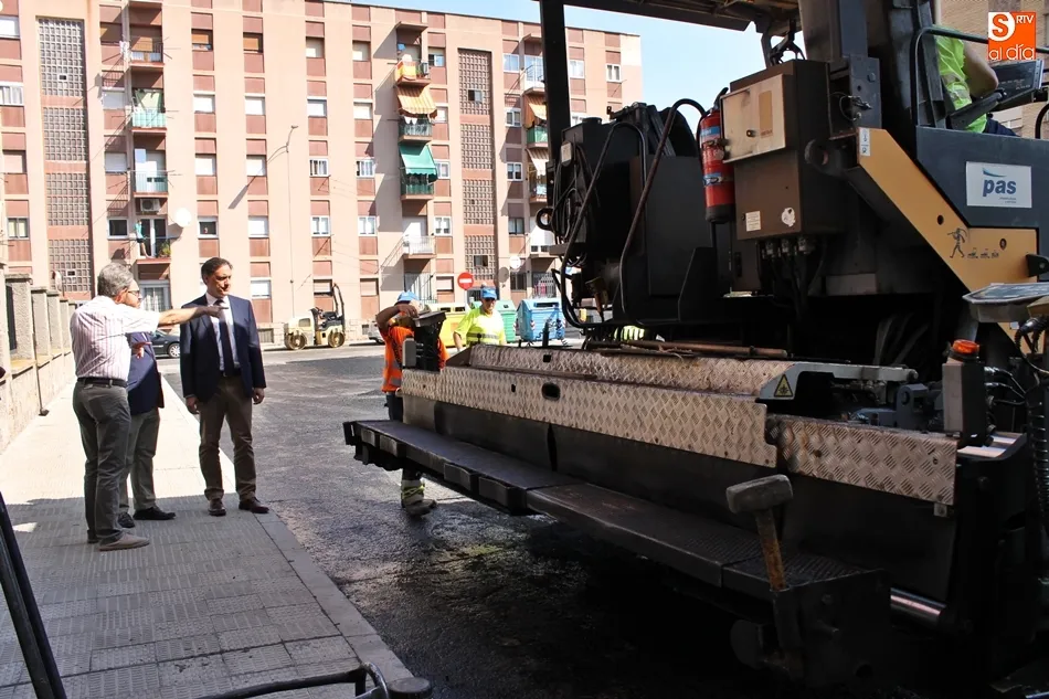 Foto 3 - Inversi&oacute;n de 631.000 euros para renovar el asfaltado de casi 50 calles y plazas de 14 barrios