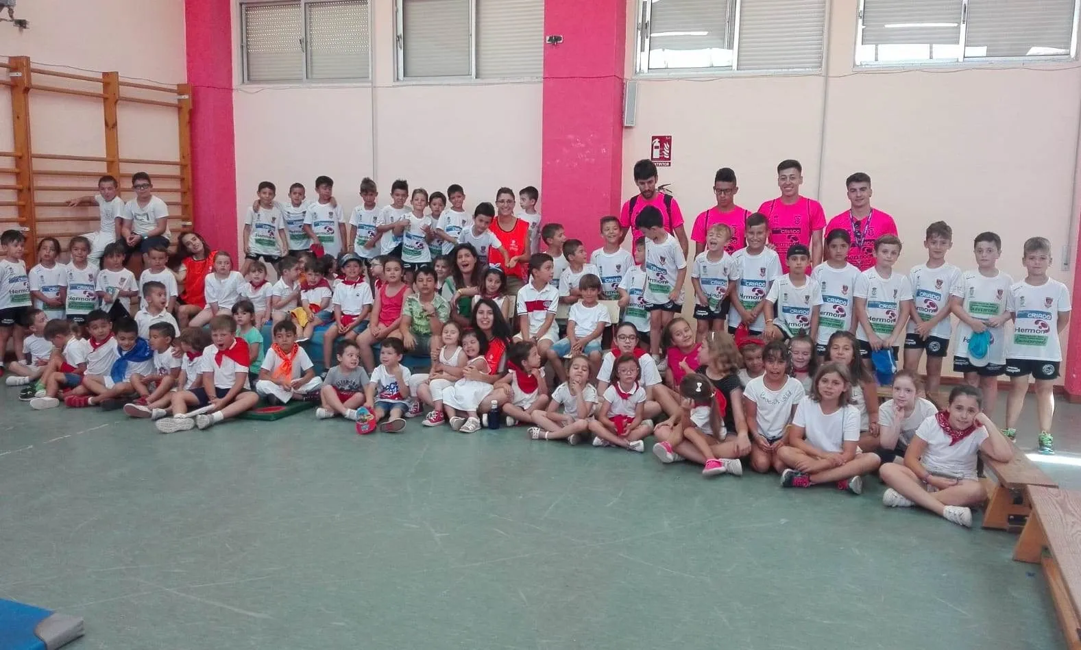 Miróbriga Campus visita Conciliamos en Verano con motivo del Mundial de Fútbol  