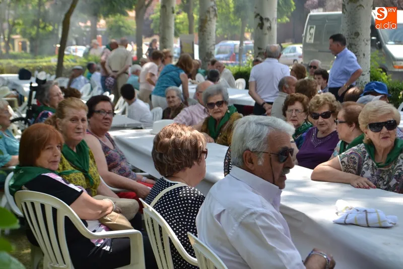 Foto 7 - M&aacute;s de 200 personas se re&uacute;nen en Pe&ntilde;aranda durante la celebraci&oacute;n del encuentro comarcal de...