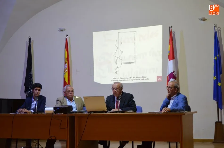 Foto 2 - Los documentos m&aacute;s valiosos del archivo medieval de B&eacute;jar podr&aacute;n verse en la exposici&oacute;n junto...