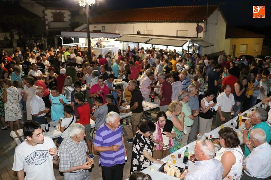 Foto 5 - El preg&oacute;n del doctor Terrero y la popular cena dan el pistoletazo de salida a las fiestas de San...