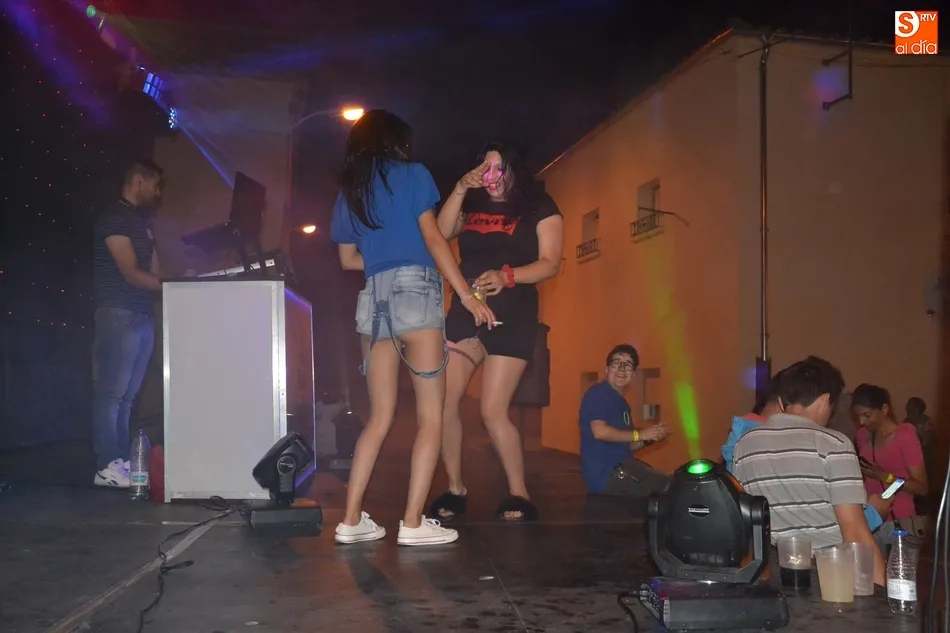 Foto 10 - Completa jornada de apertura de las fiestas de la Avenida de Espa&ntilde;a y Casas de Mart&iacute;n B&aacute;ez  