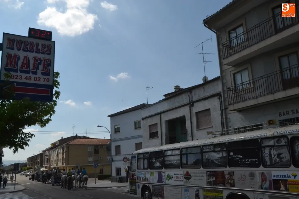 Foto 5 - La Virgen de la Pe&ntilde;a completa su periplo regresando a la Ermita del Alto de Valhondo  