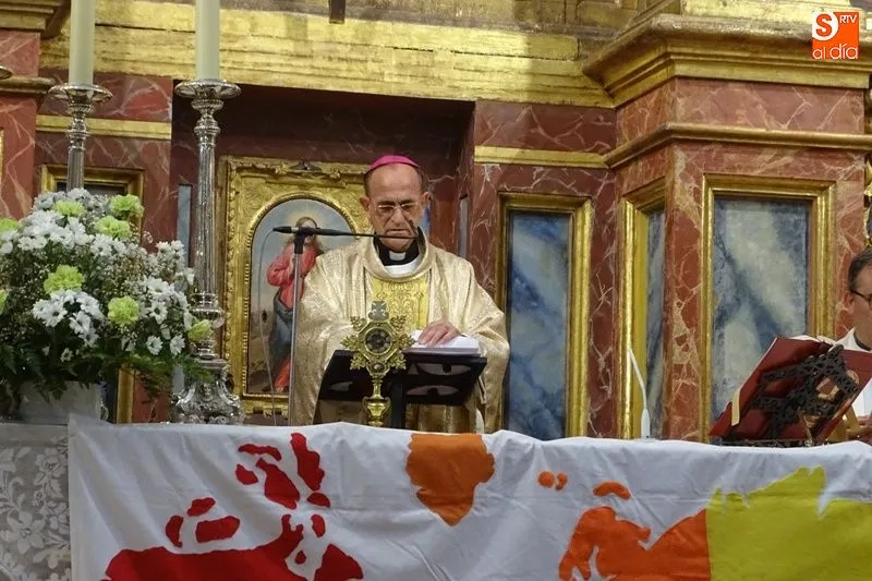 Foto 5 - Alba de Tormes acoge la celebraci&oacute;n del D&iacute;a del Misionero diocesano  