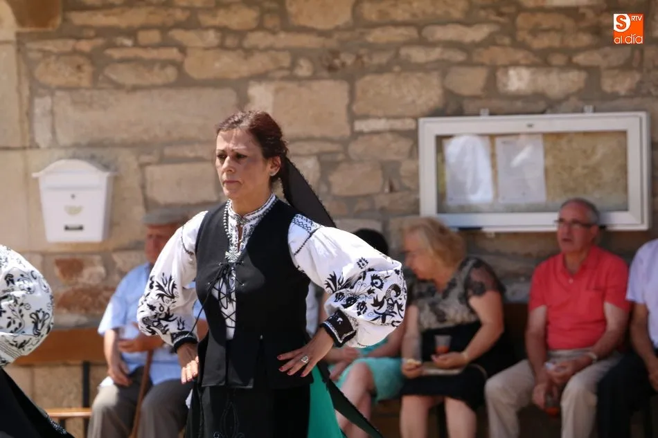 Foto 11 - Decenas de veh&iacute;culos quedan bajo la bendici&oacute;n de San Crist&oacute;bal en Guadramiro
