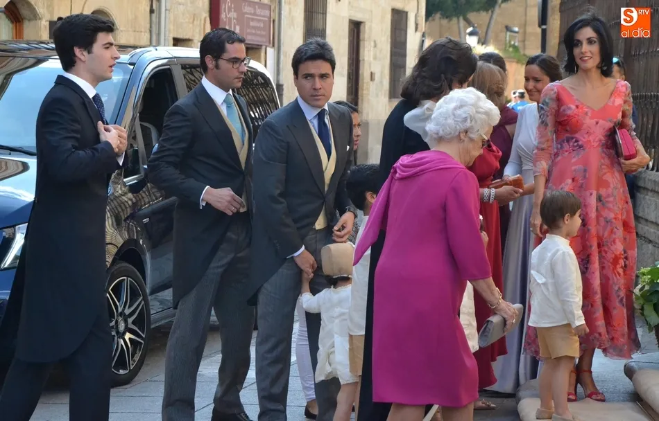 Foto 9 - Expectaci&oacute;n y gran despliegue de seguridad por la boda de una hija del presidente de Iberdrola  