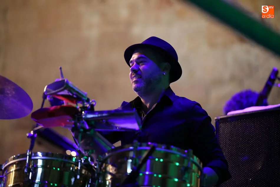 Foto 2 - Iv&aacute;n &lsquo;Melon&rsquo; Lewis pone el broche al exitoso Festival Internacional de Jazz