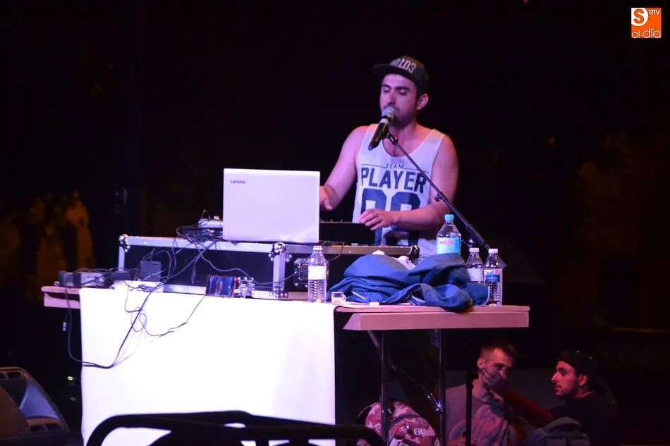 Foto 5 - Larga y movida velada de conciertos en La Florida para poner el broche a la Semana de la Juventud  
