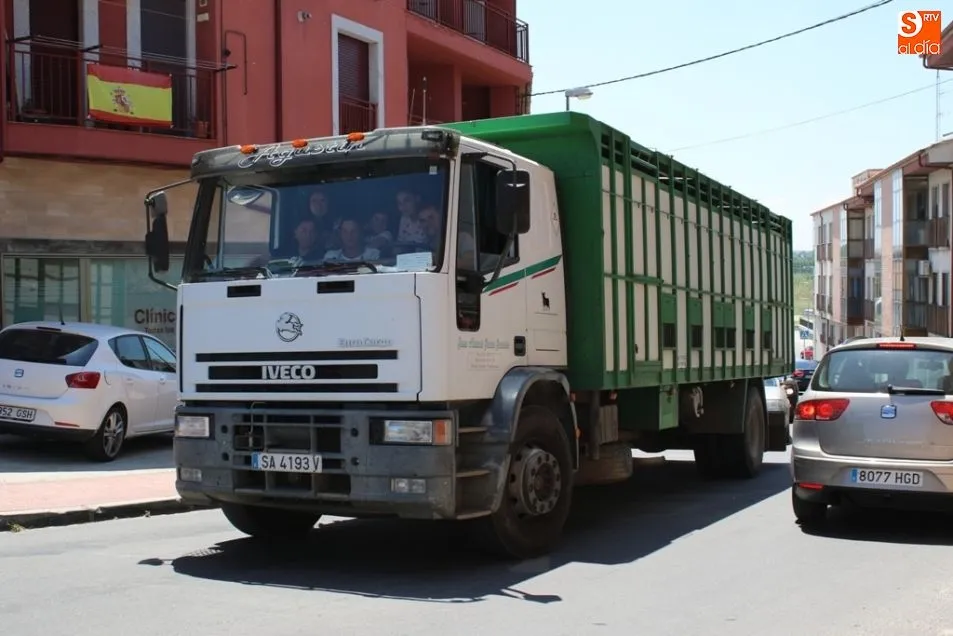 Foto 6 - San Crist&oacute;bal recorre las calles de Alba de Tormes  