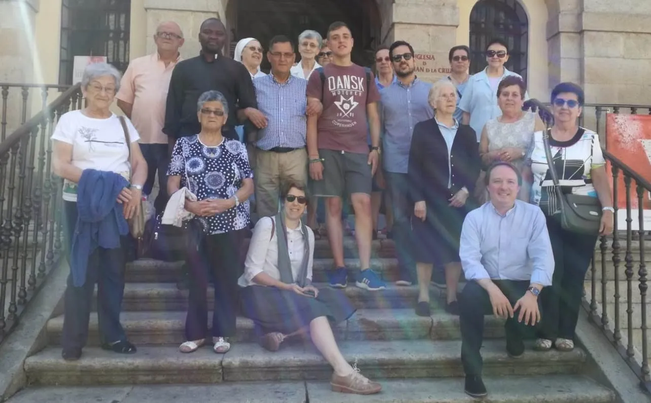 Fieles mirobrigenses participan en Alba de Tormes en el Día del Misionero Salmantino  