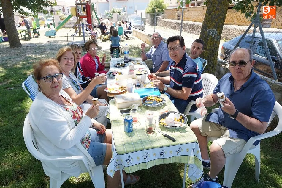Foto 7 - La paellada despide los Festejos del Carmen