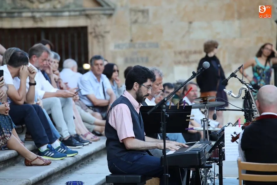 Foto 11 - La Plaza de Anaya se engalana de m&uacute;sica con Ensemble Contrastes