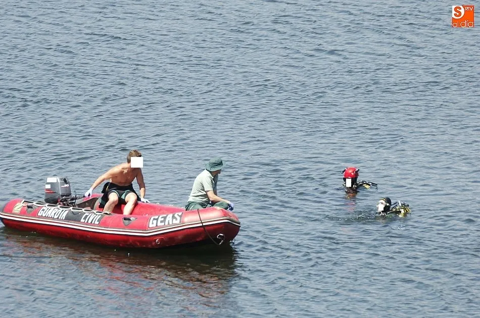 Imagen de los trabajos desarrollados estos días por parte del GEAS de la Guardia Civil