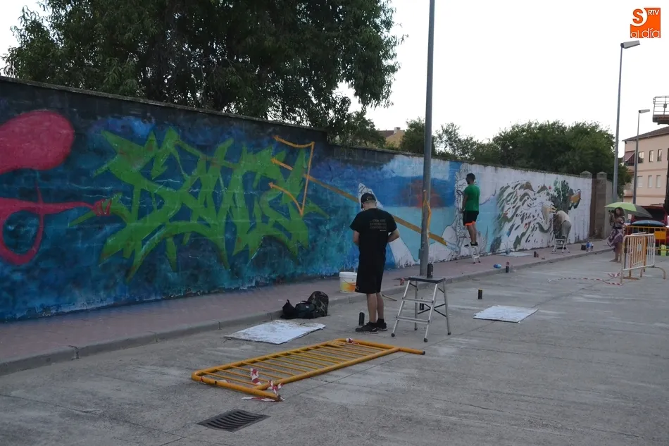 Foto 4 - CROMA crea un mural gigante en la calle Caridad  
