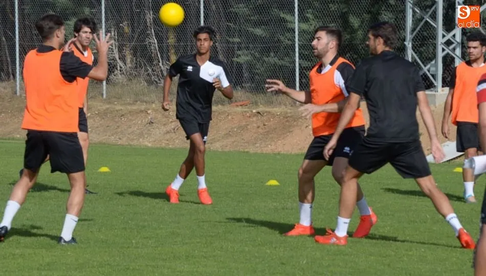 La nueva plantilla de Unionistas empezará a entrenar este miércoles