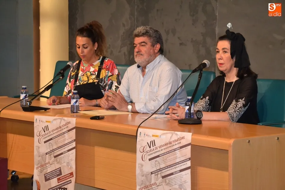 Foto 8 - La VII Escuela de Folclore re&uacute;ne hasta el s&aacute;bado a 30 alumnos de cuatro Comunidades  