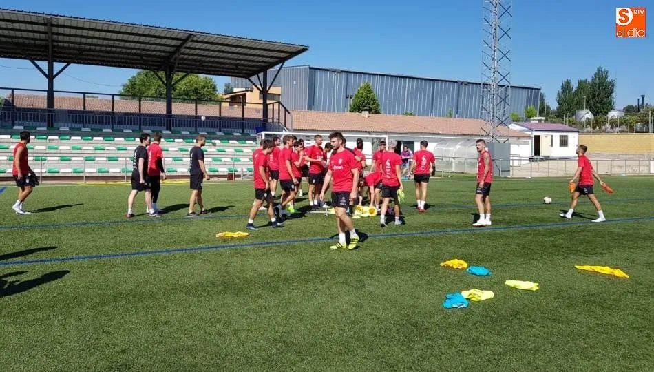 Foto 2 - El CD Guijuelo comienza la pretemporada con cuatro incorporaciones y mucha ilusi&oacute;n