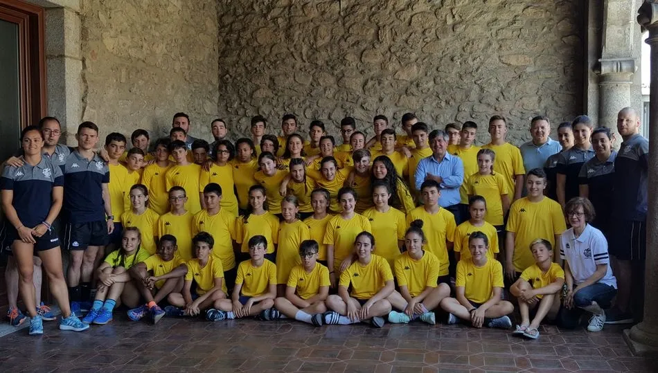 Recepción en el Ayuntamiento a los niños y monitores del Campus de Balonmano
