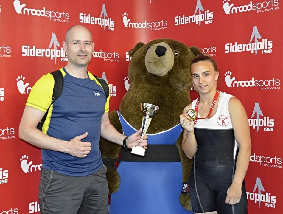 Foto 3 - Iris S&aacute;nchez se proclama campeona j&uacute;nior de Madrid