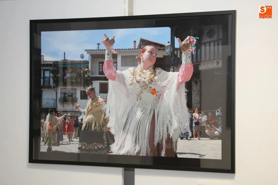 Foto 5 - La exposici&oacute;n &lsquo;B&eacute;jar y Francia: Oleaje de Sierras&rsquo; abre las actividades de &lsquo;Noches de...