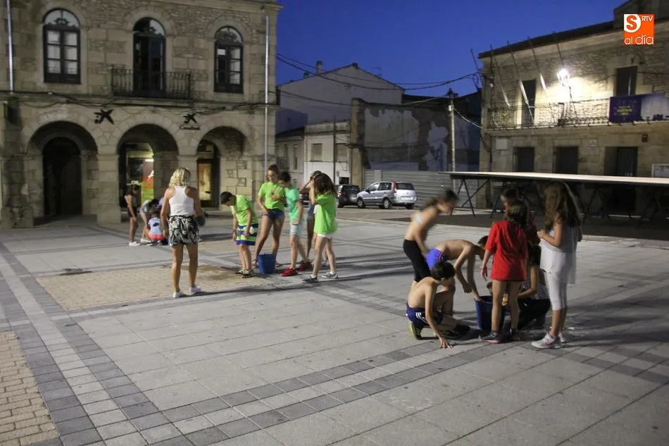 Foto 10 - Comienza la competici&oacute;n en el Gran Prix  
