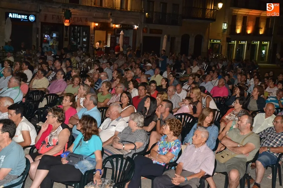 Foto 8 - Mir&oacute;briga estrecha lazos con Catalu&ntilde;a gracias a sus danzas tradicionales  