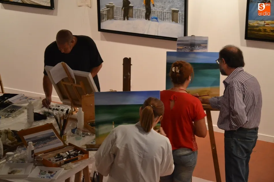 El pintor Lázaro H. Becerro imparte un taller en la Casa de la Cultura  