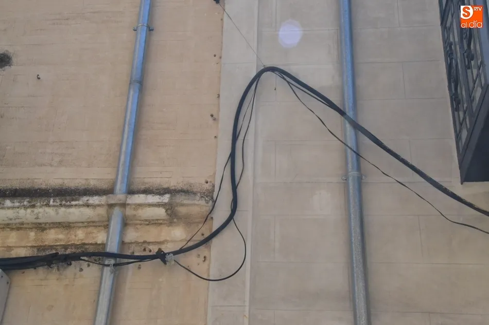 Foto 4 - En marcha el soterramiento del cableado de la calle Madrid  