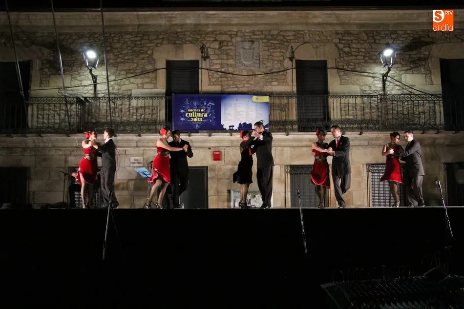 Foto 8 - El tango se adue&ntilde;a de Vitigudino con el Ballet Sol Argentino  