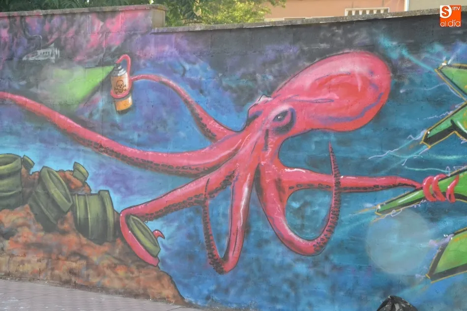 Foto 8 - CROMA remata el espectacular mural que ha creado en la calle Caridad  