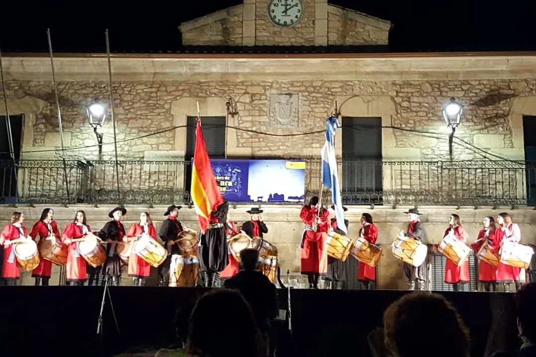 El tango se adueña de Vitigudino con el Ballet Sol Argentino  