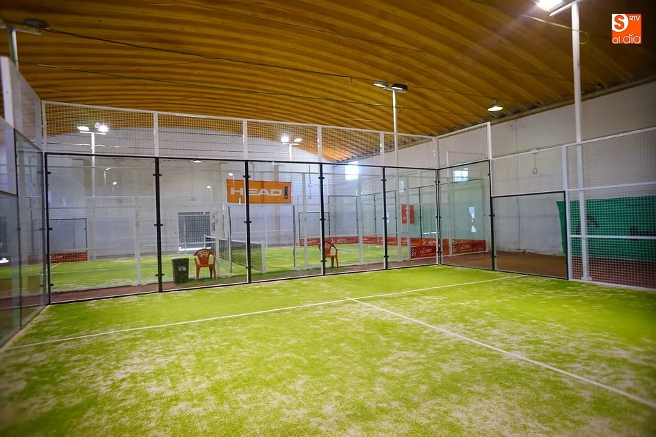 Foto 5 - Las nuevas pistas de p&aacute;del est&aacute;n listas para su uso