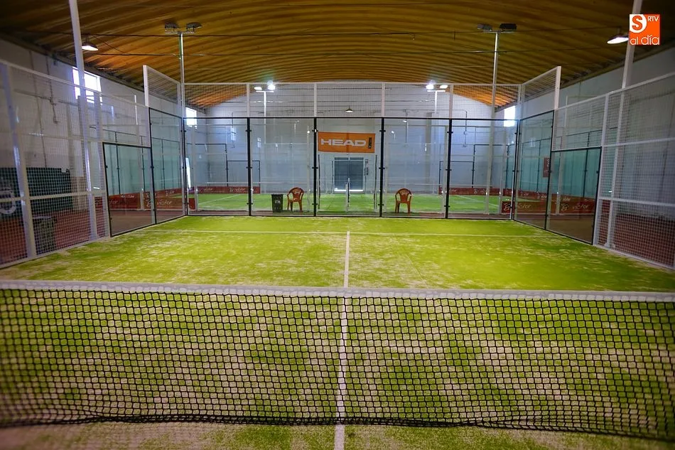 Foto 4 - Las nuevas pistas de p&aacute;del est&aacute;n listas para su uso
