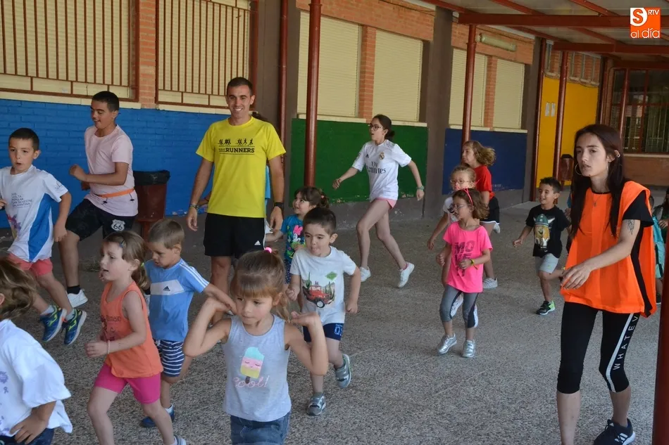 Foto 7 - Los ni&ntilde;os de Conciliamos entrenan con tres deportistas profesionales  