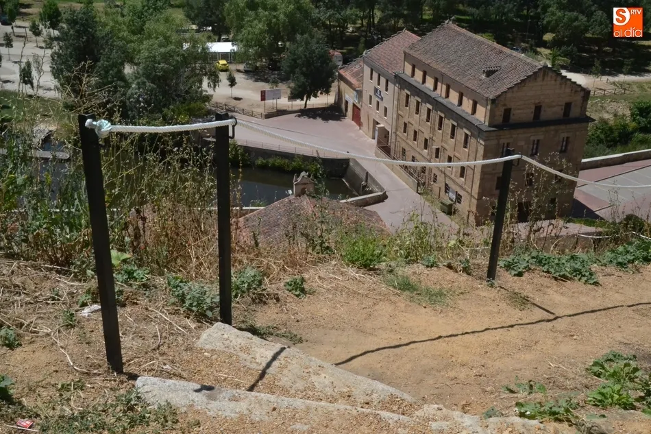 Foto 2 - La emblem&aacute;tica Cuesta de las Emes estrena un cord&oacute;n de seguridad  