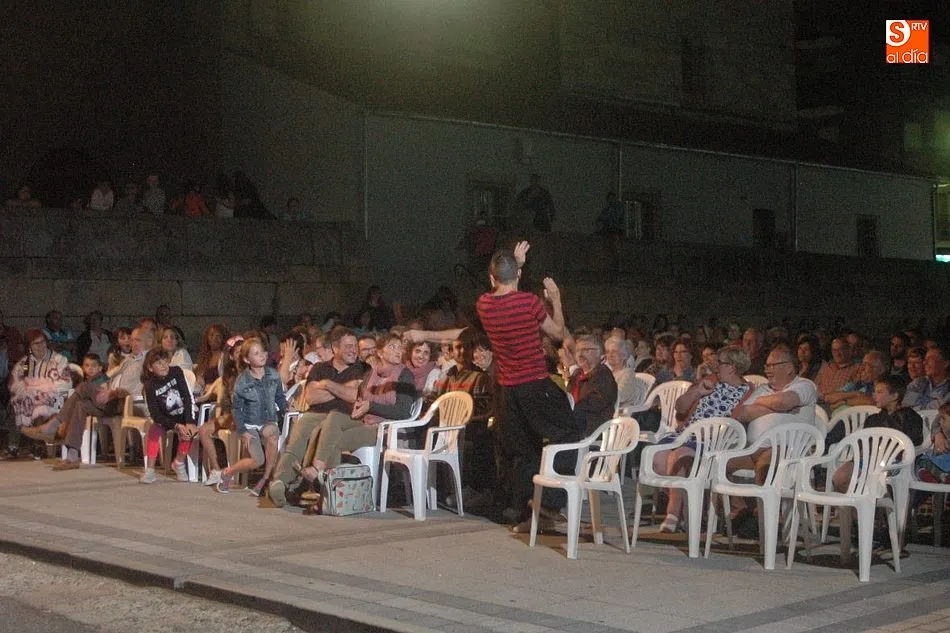 Foto 3 - Spasmo Teatro logra las risas del p&uacute;blico con su &lsquo;Show Park&rsquo; de humor absurdo e inteligente  