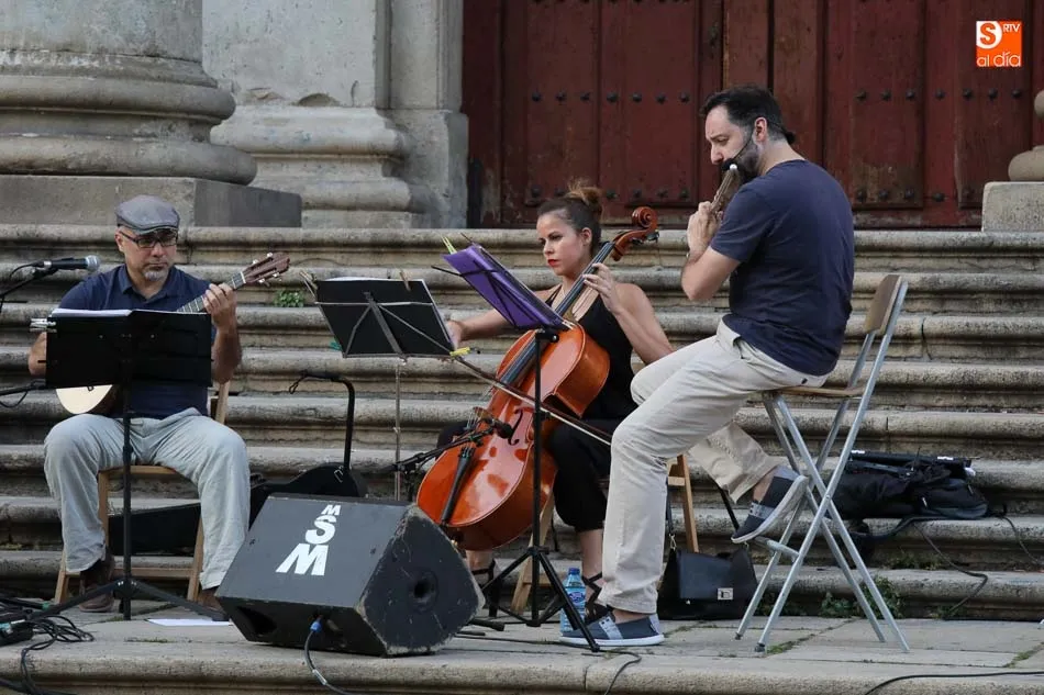 Foto 6 - Canorok vuelve a llevar sus ritmos latinos a la Plaza de Anaya