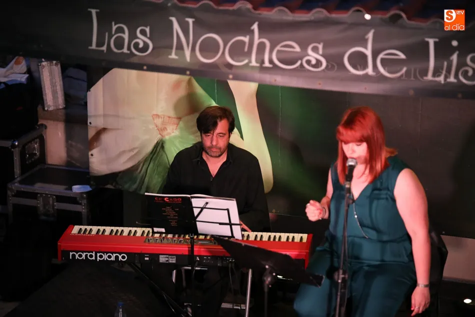 Foto 3 - Victoria Mesonero lleva su voz de &lsquo;cine&rsquo; a Las Noches de Lis acompa&ntilde;ada por Iv&aacute;n Mu&ntilde;oz y...
