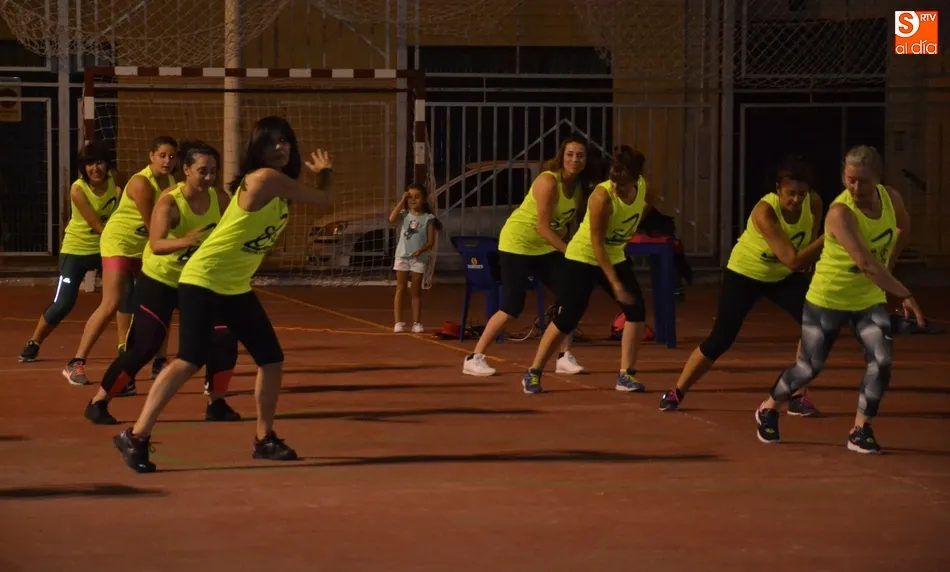 Las Canteras da arranque a sus fiestas con una tarde-noche muy movida  