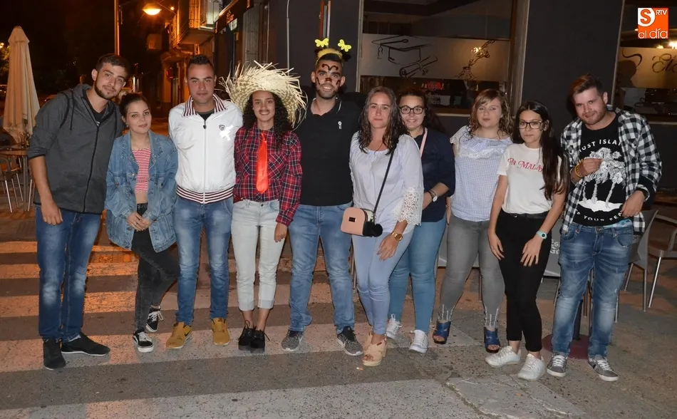 Eh, sácanos una foto: Cumpleaños callejero  