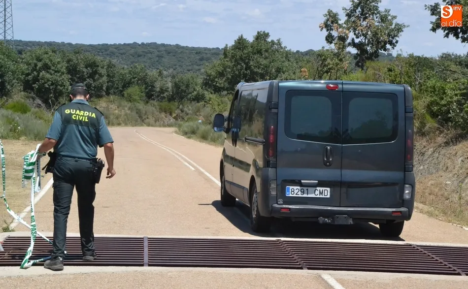 Foto 4 - La Guardia Civil halla a casi 40 metros de profundidad el cuerpo del hombre desaparecido en Irue&ntilde;a ...