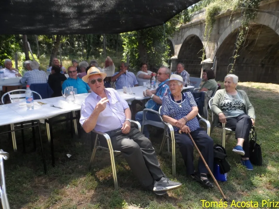Las asociaciones de jubilados de El Rebollar celebran una convivencia en Riofrío  