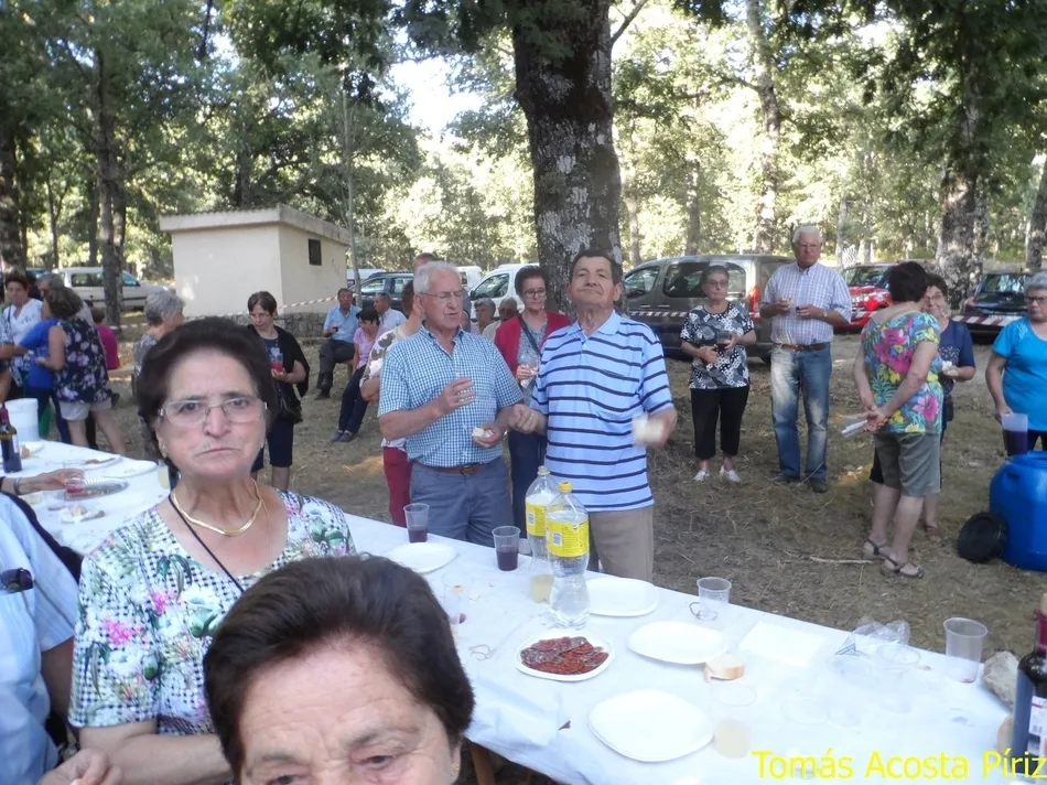 Foto 6 - Las asociaciones de jubilados de El Rebollar celebran una convivencia en Riofr&iacute;o  