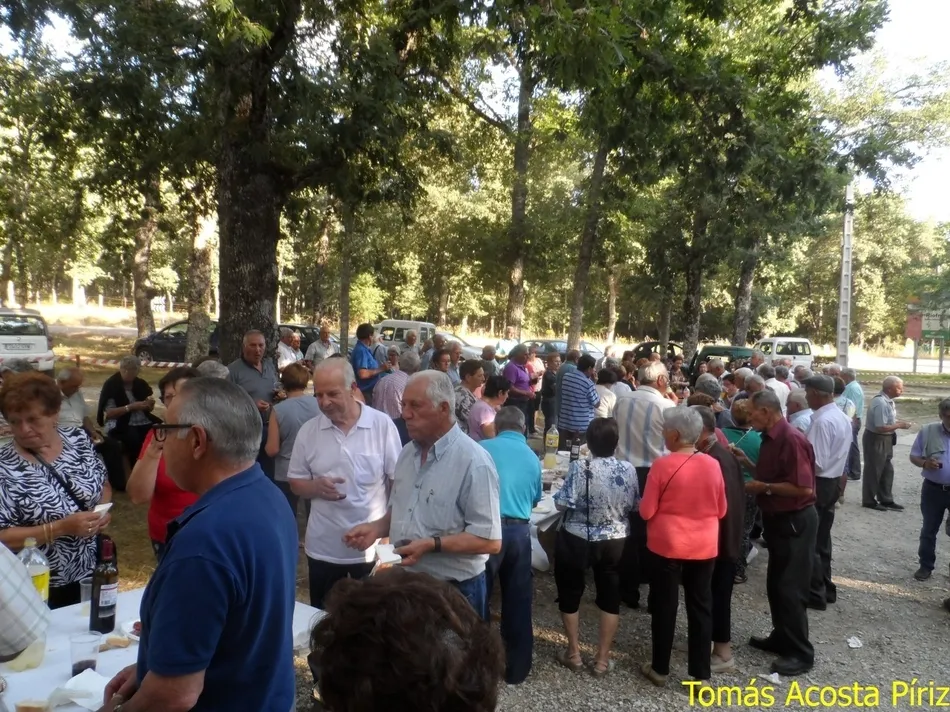 Foto 4 - Las asociaciones de jubilados de El Rebollar celebran una convivencia en Riofr&iacute;o  