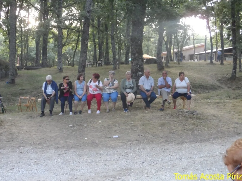 Foto 2 - Las asociaciones de jubilados de El Rebollar celebran una convivencia en Riofr&iacute;o  