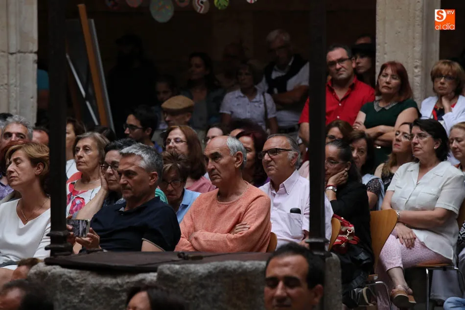 Foto 7 - Sheila Blanco lleva el trabajo de las poetas del 27 a la Casa de las Conchas