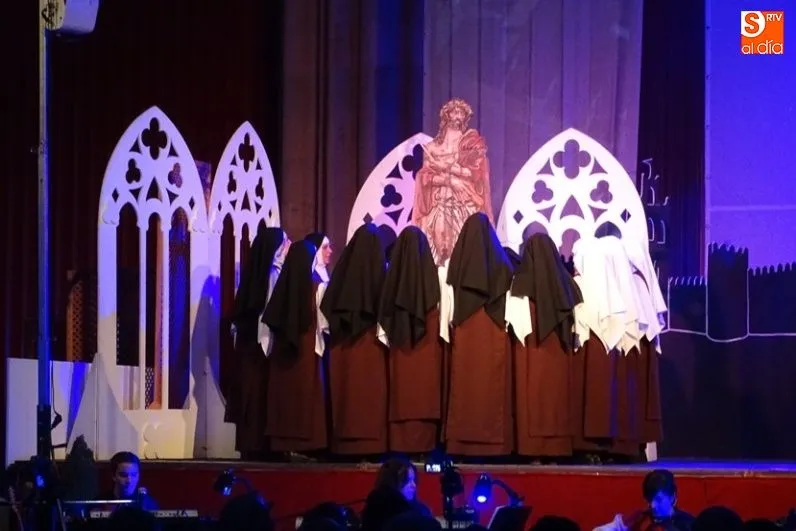 Foto 10 - El grupo ARAL presenta el gran musical de Teresa de Jes&uacute;s    &nbsp;  