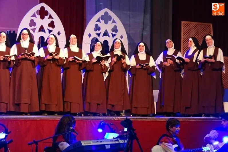 Foto 9 - El grupo ARAL presenta el gran musical de Teresa de Jes&uacute;s    &nbsp;  